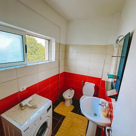 Cozy Retreat With View شكودر