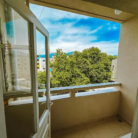 شقة Cozy Retreat With View شكودر
